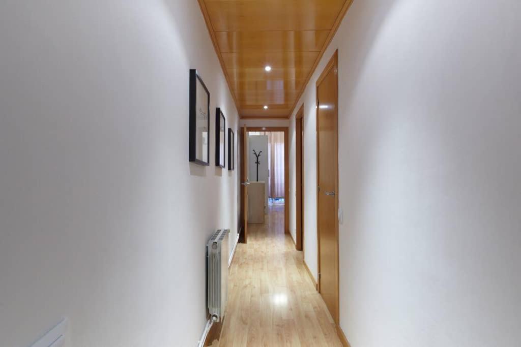 Beautiful Apartment In Eixample Барселона Номер фото