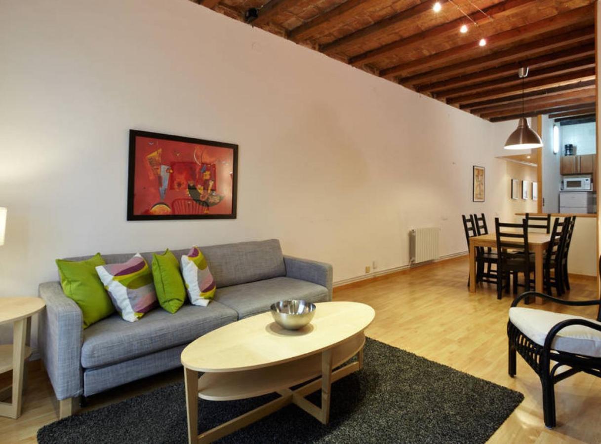Beautiful Apartment In Eixample Барселона Экстерьер фото